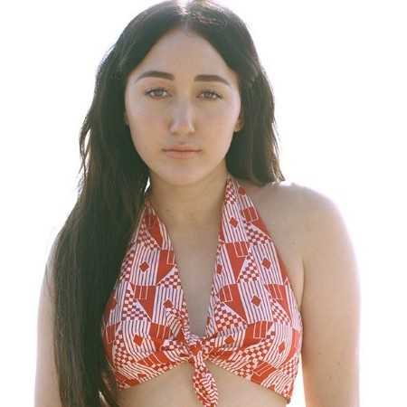 Noah Cyrus Bio, Age | Net Worth 2023 | Salary, Boyfriend, Tattoos Noah Cyrus Bio, Age | Net Worth 2023 | Salary, Boyfriend, Tattoos