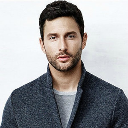 Noah Mills Bio, Age, Net Worth 2022, Salary, Dating, Girlfriend, Height