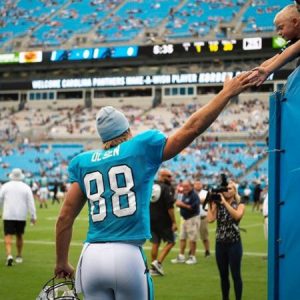 Greg Olsen on the field