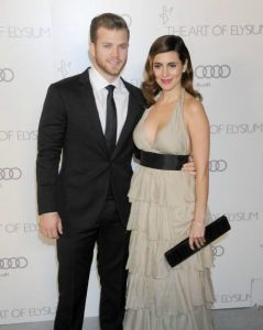 Cutter Dykstra with his wife, Jamie-Lynn Sigler