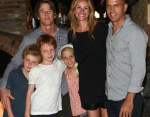 Hazel Moder with family
