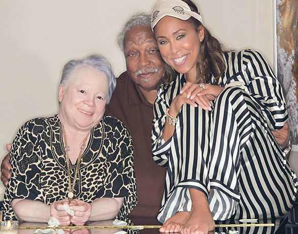 Marjorie Elaine Harvey Bio, Age, Net Worth 2022, Salary, Husband, Height