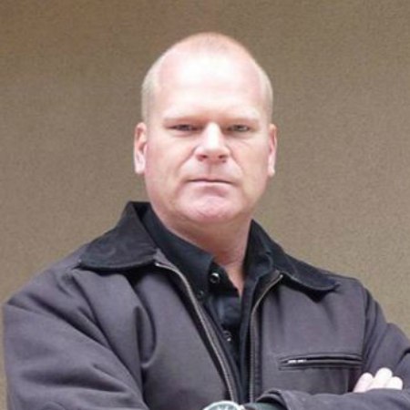 Mike Holmes Bio, l'Età, il patrimonio Netto, Dirovce, Moglie, Figli, Altezza, Libri