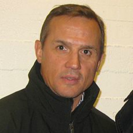 Steve Yzerman Wiki, Age, Net Worth 2022, Salary, Wife, Height, Family Steve Yzerman Wiki, Age, Net Worth 2022, Salary, Wife, Height, Family