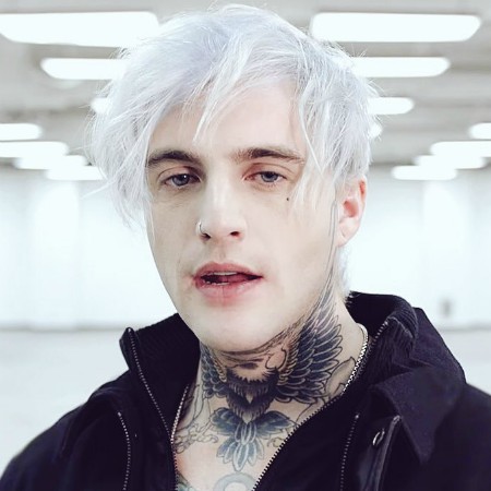 Johnny Stevens Bio, Age, Net Worth 2022, Salary, Girlfriend, Height, Tattoo Johnny Stevens Bio, Age, Net Worth 2022, Salary, Girlfriend, Height, Tattoo