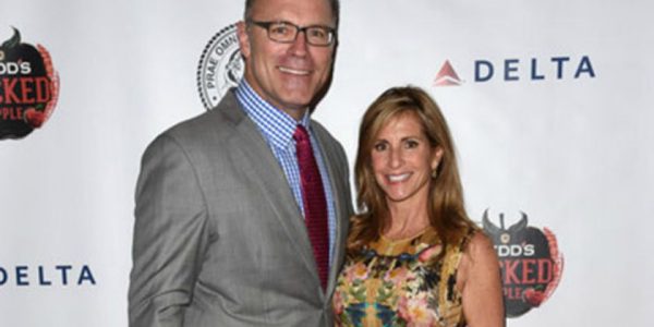 Howie Long with his wife, Diane Addonizio