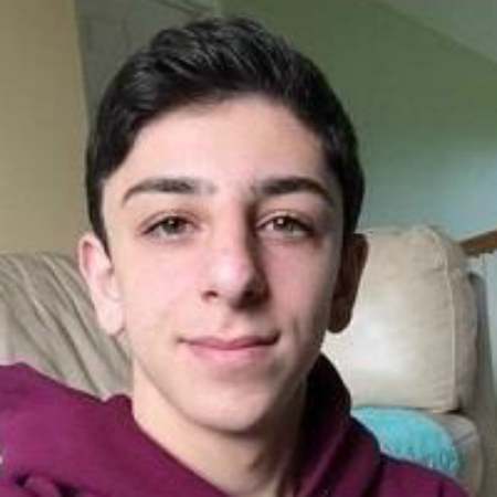 Brian Awadis Bio, Age, Net Worth 2022, Salary, Girlfriend, Brother, Height Brian Awadis Bio, Age, Net Worth 2022, Salary, Girlfriend, Brother, Height