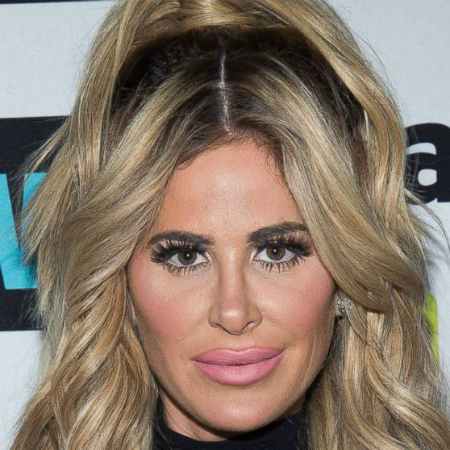 Kim Zolciak Bio, Age, Net Worth 2022, Parents, Husband, Kids, Height Kim Zolciak Bio, Age, Net Worth 2022, Parents, Husband, Kids, Height