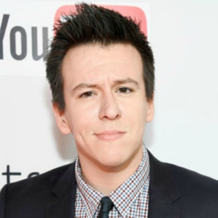 What is the Net Worth of Philip Defranco? Bio, Wife, Height