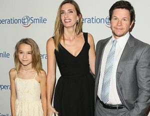 Ella Rae Wahlberg with her father and mother