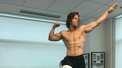 MichelleWahlberg's brother Mark showing his body