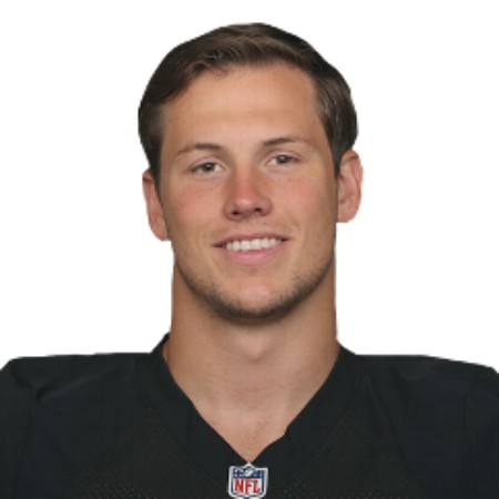 Andrew East Bio, Age, Net Worth 2022, Salary, Wife, Kids, Height Andrew East Bio, Age, Net Worth 2022, Salary, Wife, Kids, Height