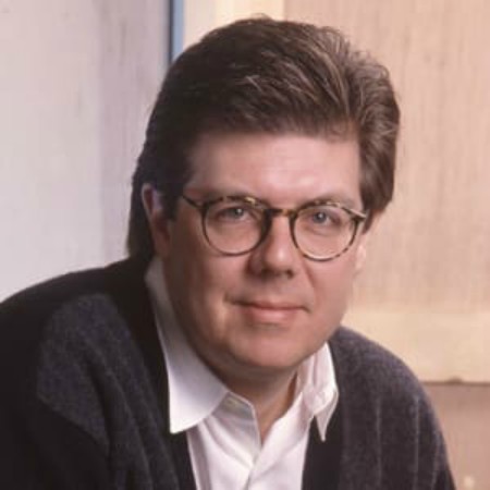 John Hughes Bio, Age, Net Worth, Wife, Children, Height, Death, Movies John Hughes Bio, Age, Net Worth, Wife, Children, Height, Death, Movies