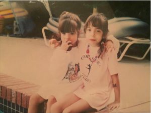 Gia Mantegna with her sister, Mia