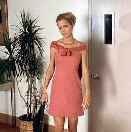 Current husband of Julie Condra? Actress' Net Worth 2022, Age