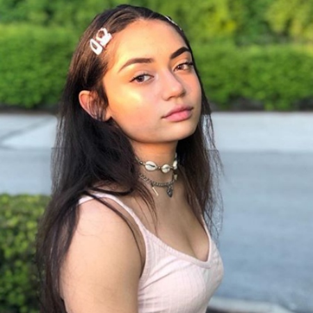 Tik Tok Star Avani Gregg Bio, Three Siblings, A Media Career with Parents