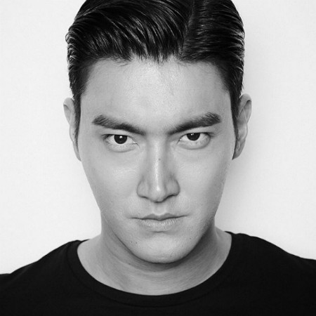 Choi Siwon Bio, Age, Net Worth 2022, Girlfriend, Wife, Height, Family