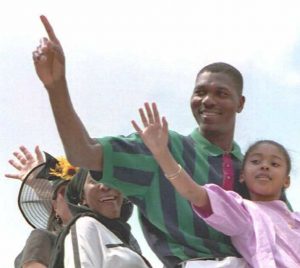 Dalia's husband and daughter