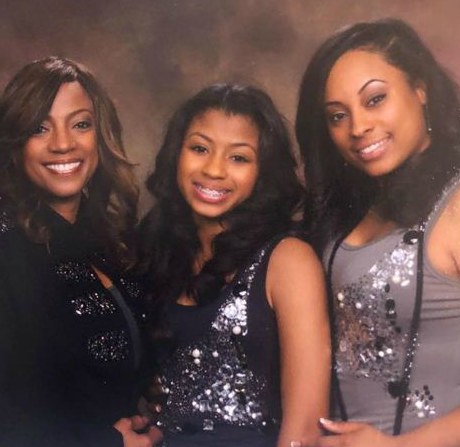 Bern Nadette Stanis with her daughters