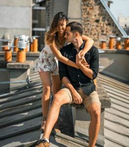Janina Manipol with her co-worker