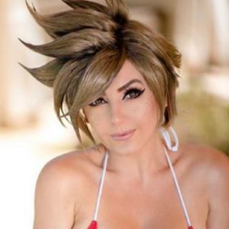 How old is jessica nigri