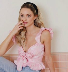 Kaitlynn Carter, Instagram sensation