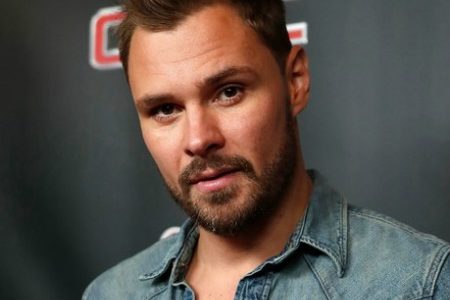 Patrick Flueger