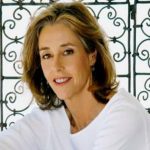 Wha's Trini Mitchum Net Worth? Is she Married? Her Father Death-Photos