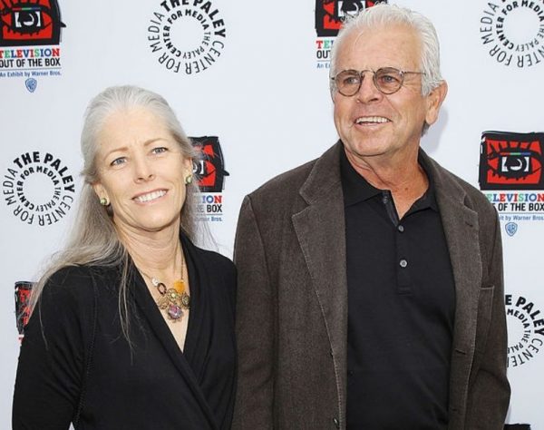 Eugenie Devane avec son mari William Devane lors d'une remise de prix 