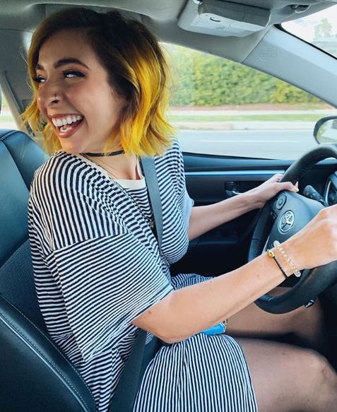 Gabbie Hanna, Vlogger