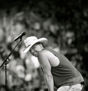Kenny Chesney, Singer & Songwriter