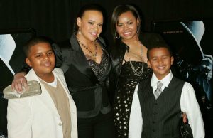 Chyna Tahjere Griffin with her mother and half-siblings