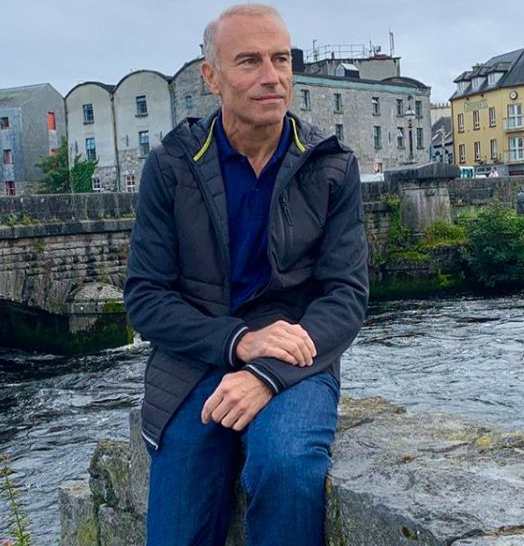 What is American Reporter, Jim Hoffer Net Worth and Salary 2022?