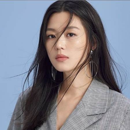 Jun Ji Hyun Bio, Age, Net Worth 2022, Salary, Husband, Kids, Height