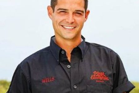 Wells Adams