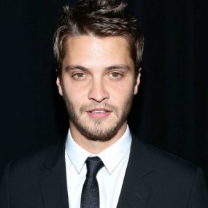 What is Luke Grimes Net Worth 2022? Hus Bio, Age, Girlfriend, Height