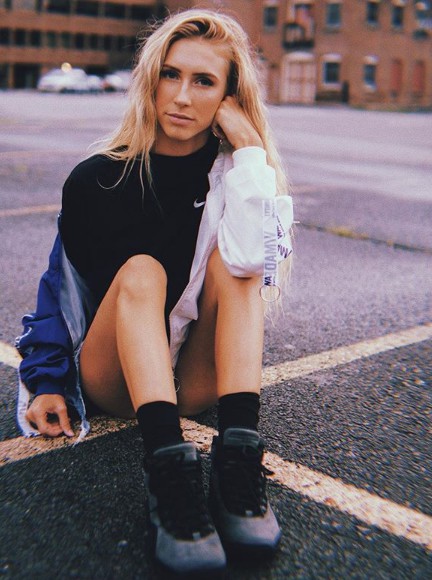 Anna Congdon, Instagram model