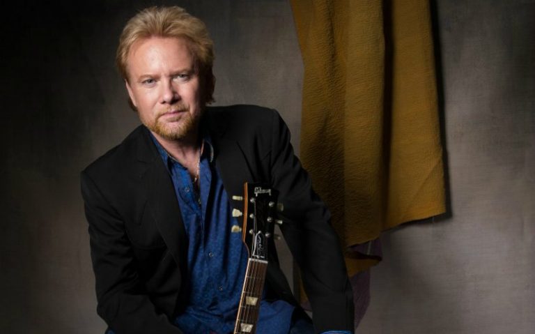 Who is the Current Wife of Lee Roy Parnell? His Past Dating History!