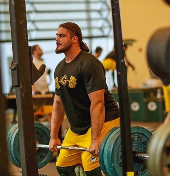 David Bakhtiari doing training