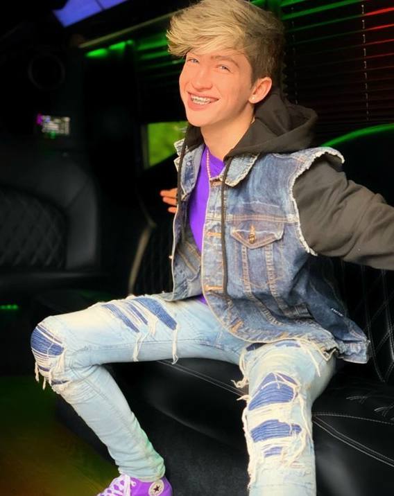 Cash Baker, American singer