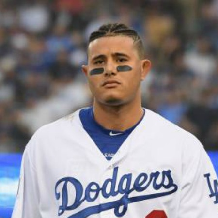 Manny Machado Wife Yainee Alonso; His Net Worth 2022, Contract