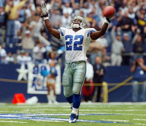 Emmitt Smith reaction after winning match for his team 