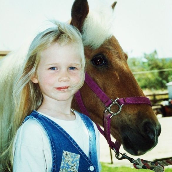 Amberley Snyder Bio | Age 2023 | Wedding & Accident