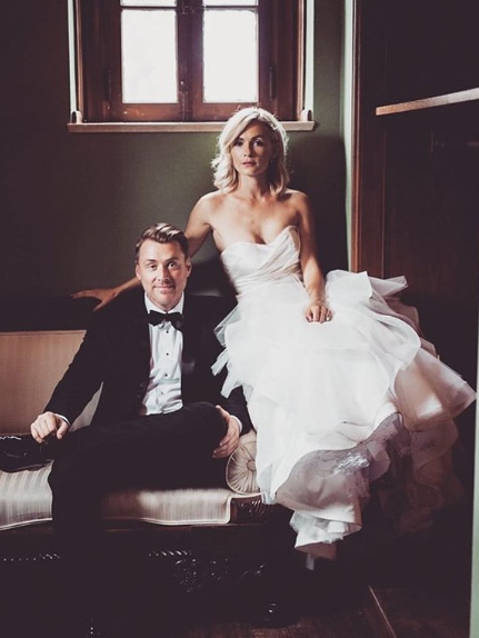 Lindsey Gort with her husband Beau in their wedding dress