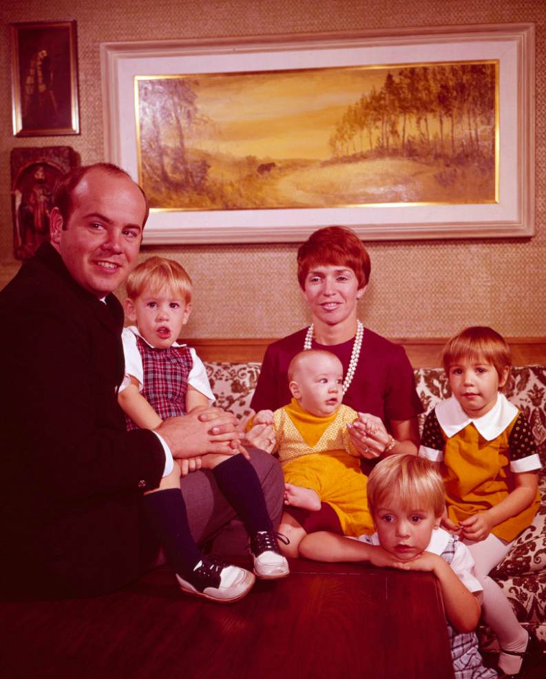 Charlene Conway's late husband with his first wife & kids