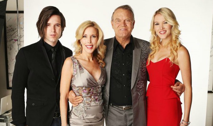 Sarah Barg's ex-husband Glen with his wife Kimberly & their kids