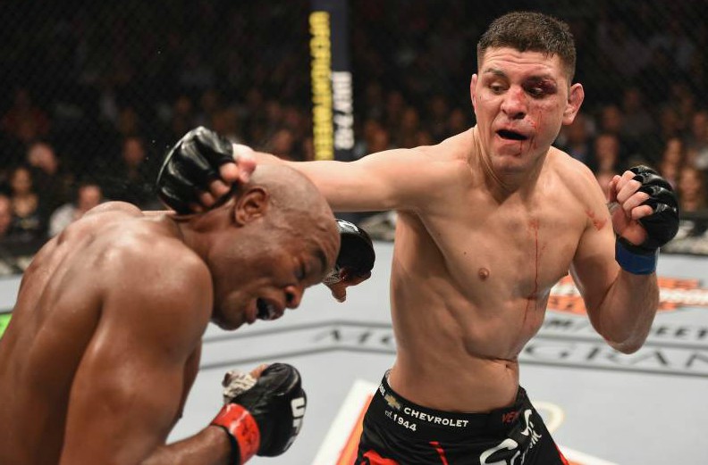 Nick Diaz taistelee vastustajansa kanssa kehässä