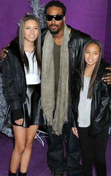 Father of 3 Kids; Who is Shawn Wayans Wife? His Net Worth 2022, Height