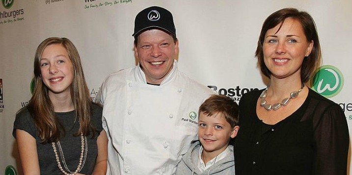    Paul Wahlberg con misterioso, Esposa - 