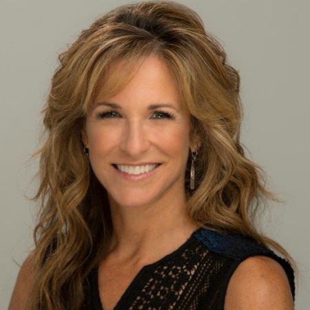 Is Suzy Kolber still Married with Her Husband? Salary & Net Worth in 2022 Is Suzy Kolber still Married with Her Husband? Salary & Net Worth in 2022